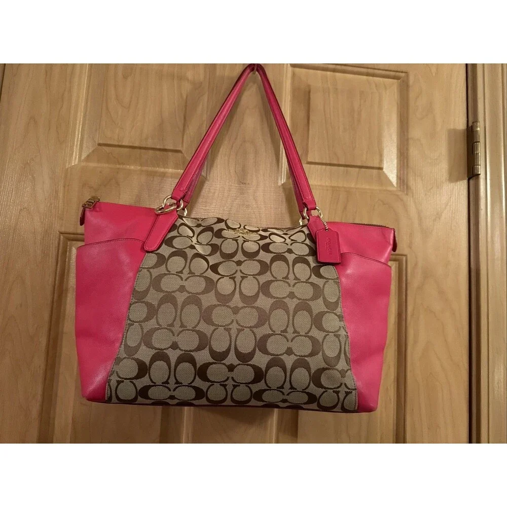 Coach Ava F37231 Signature Khaki Tote/ Pink Leather. Very Good Pre owned Cond!